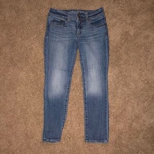 Sz 4 American Eagle Skinny Crop Stretch Jeans